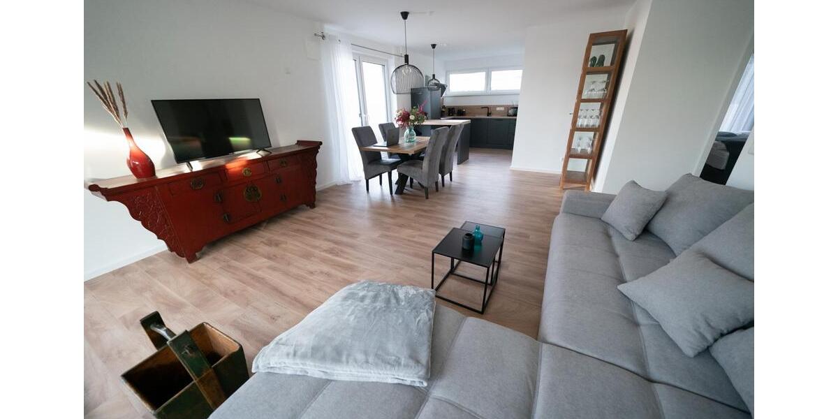 Erdgeschoßwohnung Osnabrück Gretesch - 4 Zimmer, 110 m&sup2;, 1.700&euro; | Angebot:26162083