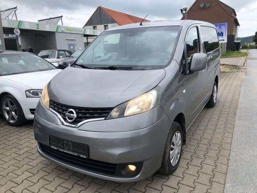 NV200