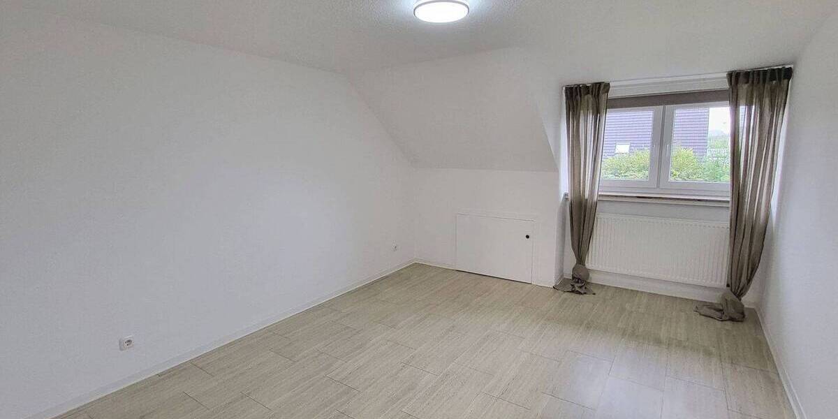 Etagenwohnung Osnabrück Hellern - 2 Zimmer, 80 m&sup2;, 950&euro; | Angebot:26759032