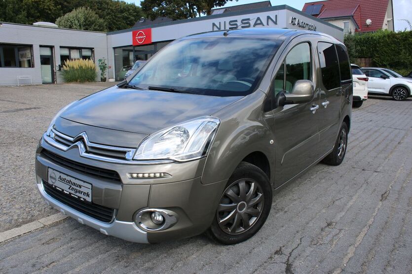 Citroen Berlingo 80.000 km 17.580 € Halle 33790
