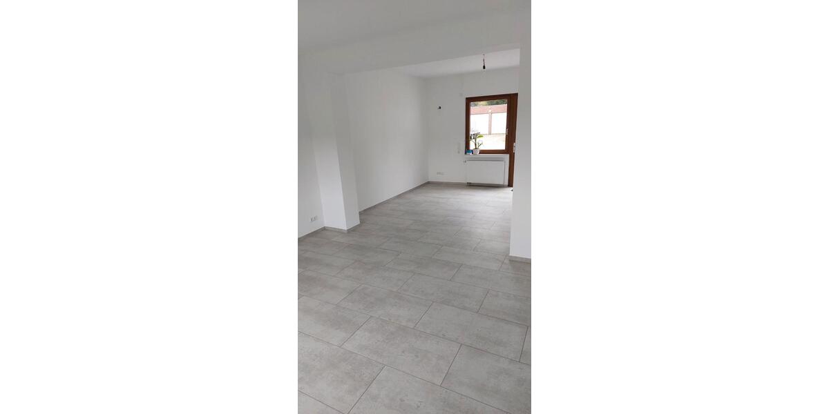 Einfamilienhaus Osnabrück Eversburg - 8 Zimmer, 240 m&sup2;, 1.730&euro; | Angebot:26477865