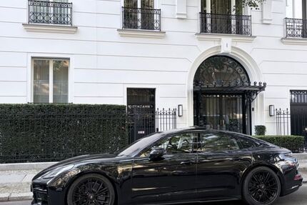 Porsche Panamera 30.500 km 180.000 &euro; Versmold 33775