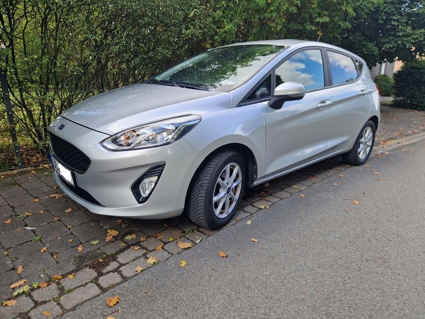 Ford Fiesta 72.000 km 8.499 € Versmold 33775