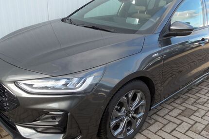 Ford Focus 31.200 km 22.500 &euro; Georgsmarienhütte 49124