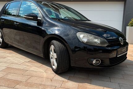VW Golf 126.576 km 6.150 &euro; Melle 49324