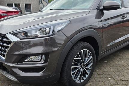 Hyundai TUCSON 74.540 km 17.490 &euro; Recke 49509