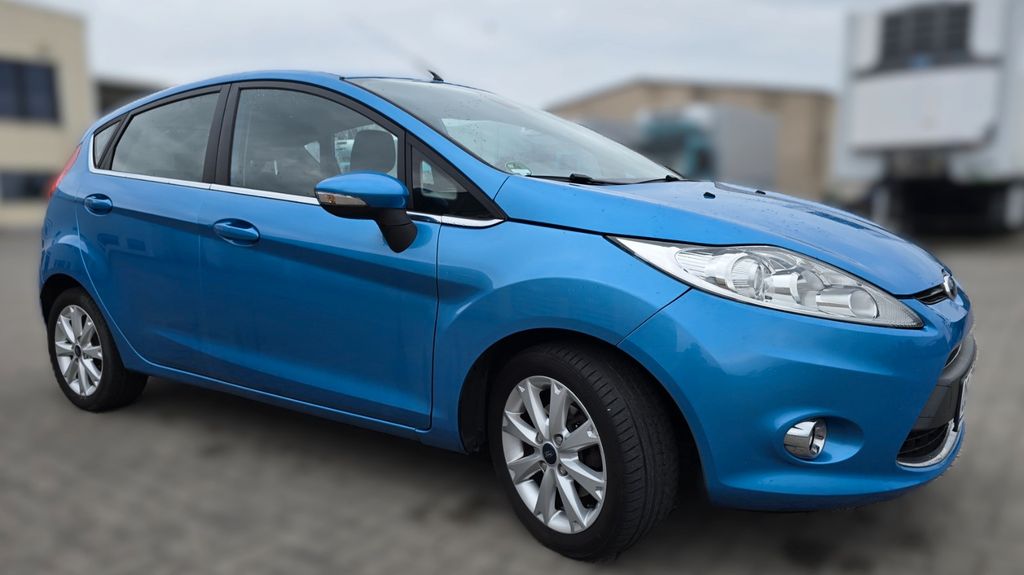 Ford Fiesta 113.331 km 5.300 &euro; Osnabrück 49082