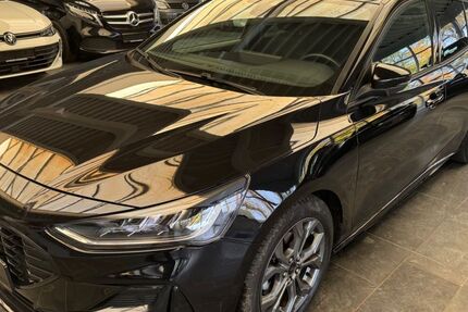 Ford Focus 40.200 km 17.899 &euro; Versmold 33775