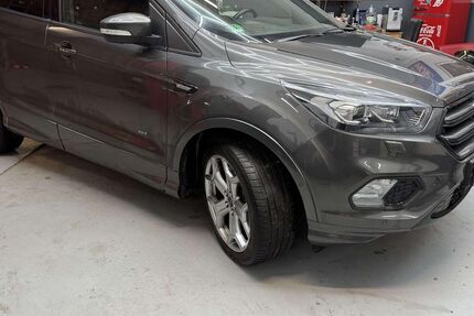 Ford Kuga 118.000 km 11.900 &euro; Borgholzhausen 33829