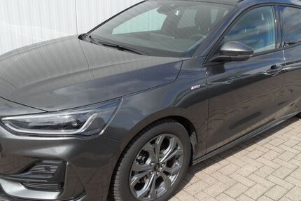 Ford Focus 13.900 km 22.500 &euro; Georgsmarienhütte 49124