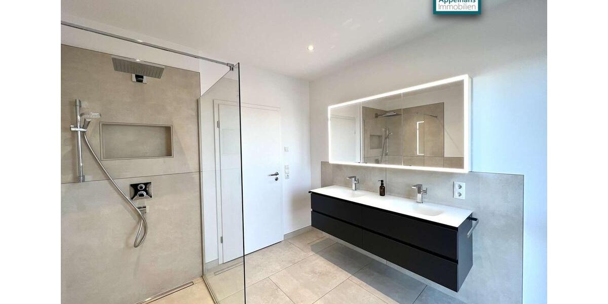 Stilvolle Penthouse-Wohnung am Harderberg zur Vermietung! 3 zimmer