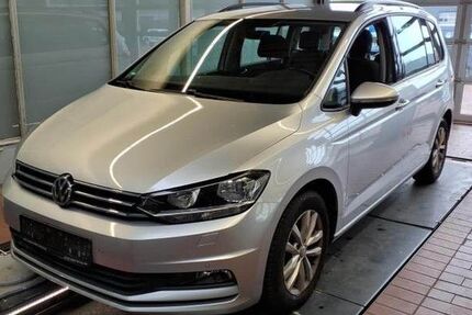 VW Touran 93.767 km 22.295 &euro; Osnabrück 49078