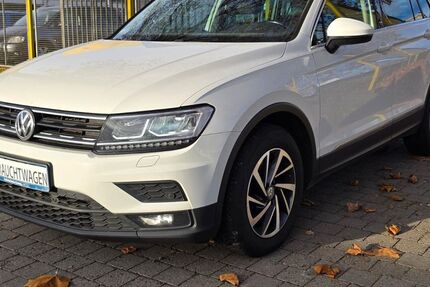 VW Tiguan 224.155 km 13.599 &euro; Osnabrück 49084