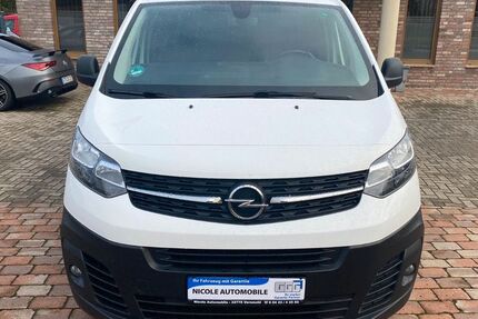 Opel Vivaro 202.600 km 17.450 € Versmold 33775