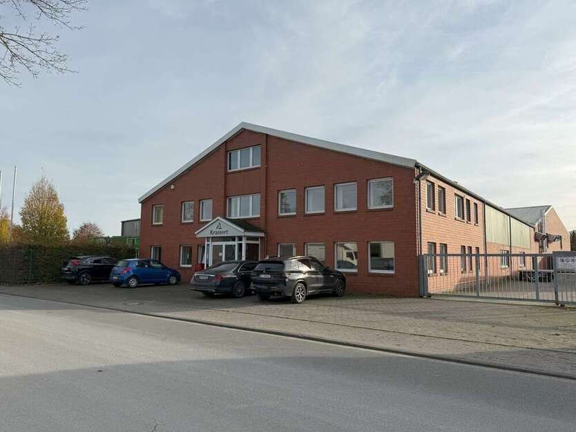 Halle in Sassenberg 1.400.000 € 3146 m²