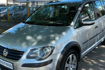 VW Touran 186.000 km 4.849 &euro; Osnabrück 49084
