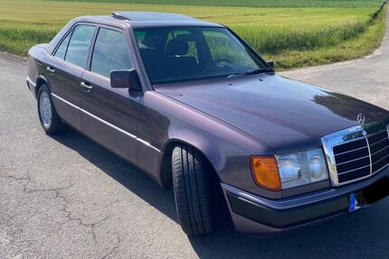 Mercedes-Benz 230 134.000 km 18.500 € lotte 49504