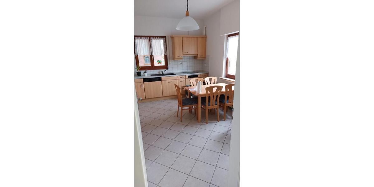 Einfamilienhaus Osnabrück Eversburg - 8 Zimmer, 240 m&sup2;, 1.730&euro; | Angebot:26477865
