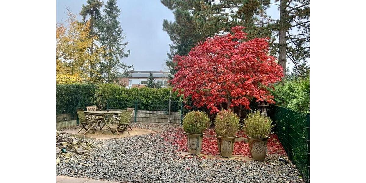 93 m² Eigentumswohnung mit ca.120 m² Dachterrasse + TG-Stellplatz 3 zimmer