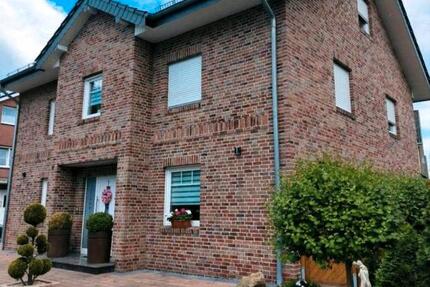 Haus Versmold - 8 Zimmer, 250 m&sup2;, 542.000&euro; | Angebot:25989208