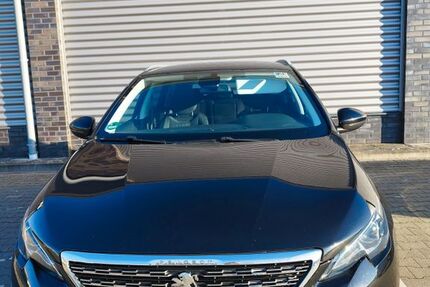 Peugeot 308 128.000 km 7.900 &euro; Bramsche 49565