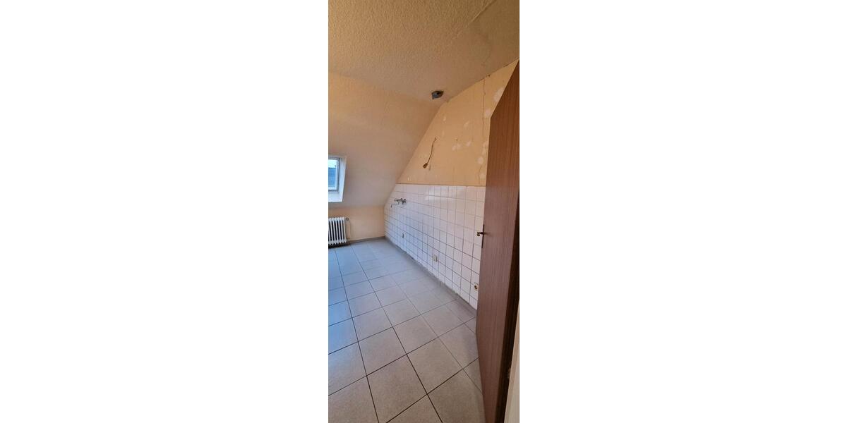 Dachgeschoßwohnung Georgsmarienhütte - 4 Zimmer, 90 m&sup2;, 900&euro; | Angebot:26492039