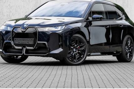 BMW iX 5.900 km 105.990 € Warendorf 48231