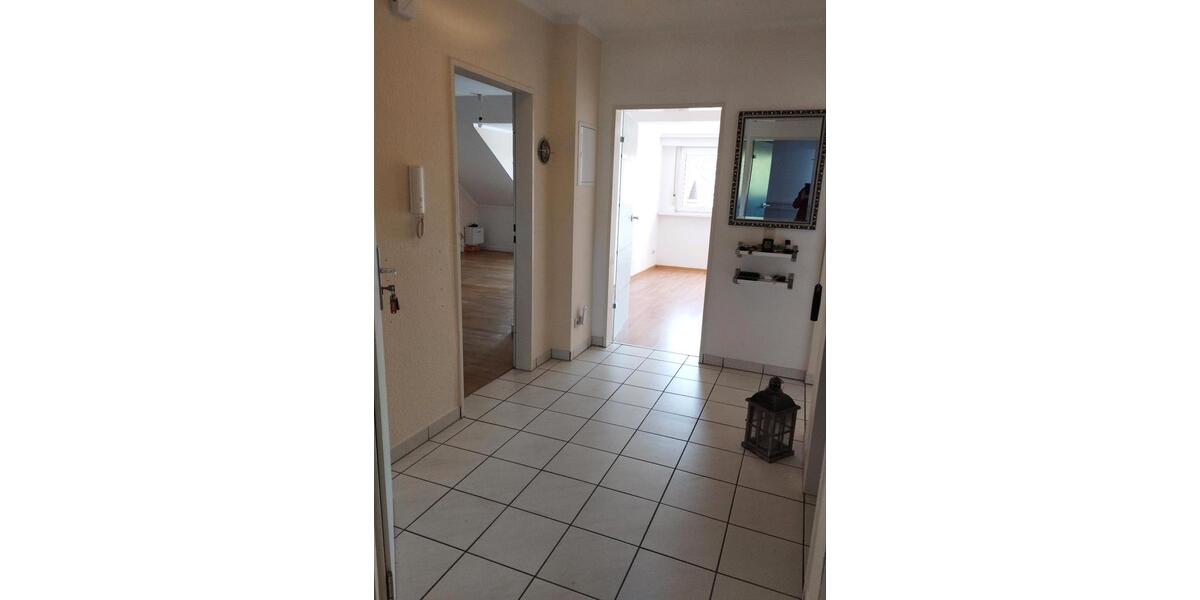 Dachgeschoßwohnung Osnabrück Hafen - 4 Zimmer, 88 m&sup2;, 175.000&euro; | Angebot:26884753