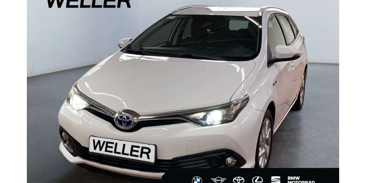 Toyota Auris 67.452 km 18.570 &euro; Osnabrück 49090
