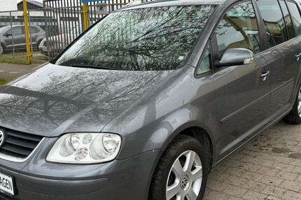 VW Touran 269.000 km 1.949 € Osnabrück 49084