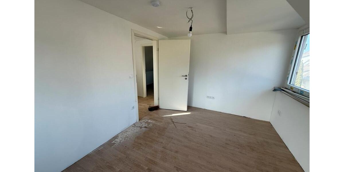 Einfamilienhaus Osnabrück Gretesch - 5 Zimmer, 125 m&sup2;, 1.700&euro; | Angebot:25261739