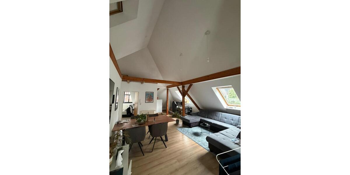 Dachgeschoßwohnung Osnabrück Nahne - 3 Zimmer, 90 m&sup2;, 900&euro; | Angebot:26623557