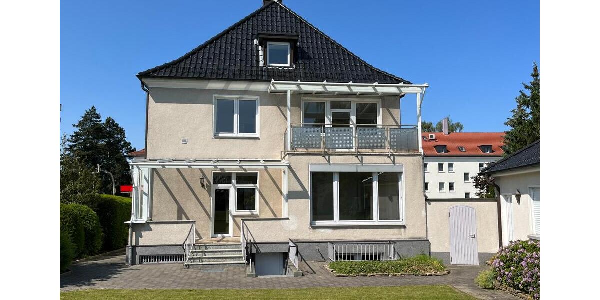 Villa Osnabrück Hellern - 8 Zimmer, 250 m&sup2;, 1.600.000&euro; | Angebot:25226054