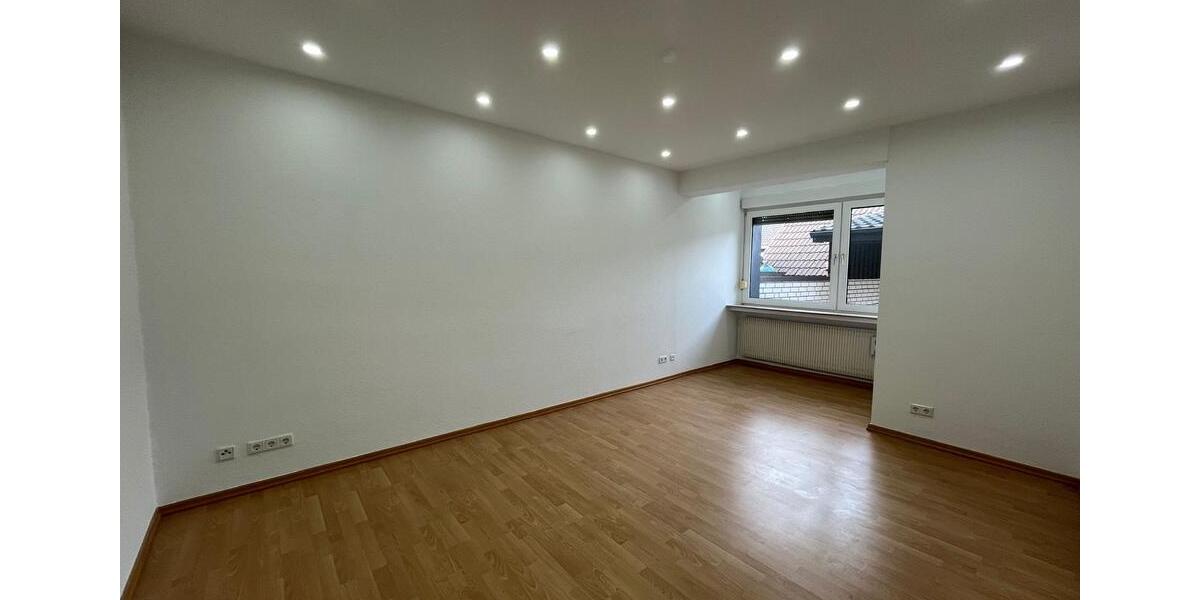 Erdgeschoßwohnung Osnabrück Gretesch - 3 Zimmer, 77 m&sup2;, 975&euro; | Angebot:26151107