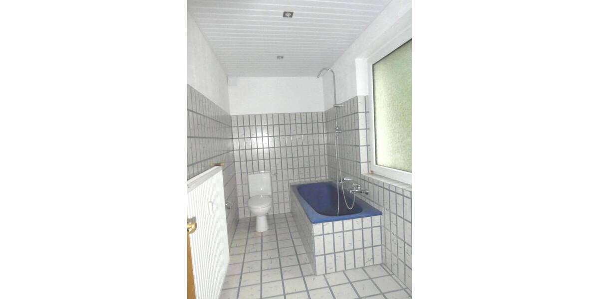 Mehrfamilienhaus, Wohnhaus Rödinghausen Bruchmühlen - 7 Zimmer, 180 m&sup2;, 285.000&euro; | Angebot:25677089