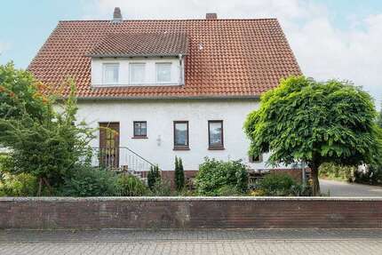 Haus zum Kaufen in Stemwede 175.000 € 121.58 m² 8 zimmer