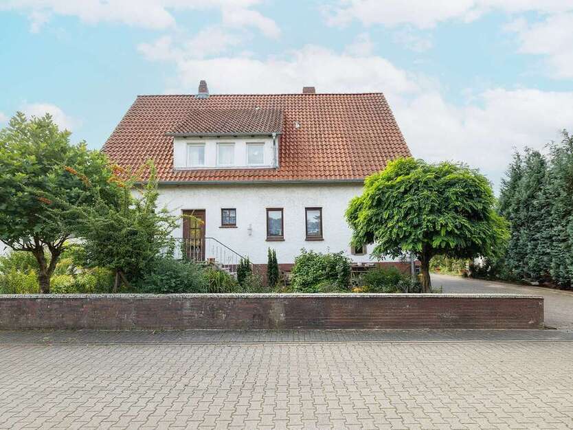 Haus zum Kaufen in Stemwede 175.000 € 121.58 m² 8 zimmer
