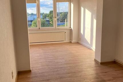4ZKB Wohnung kernsaniert, Citynähe 4 zimmer