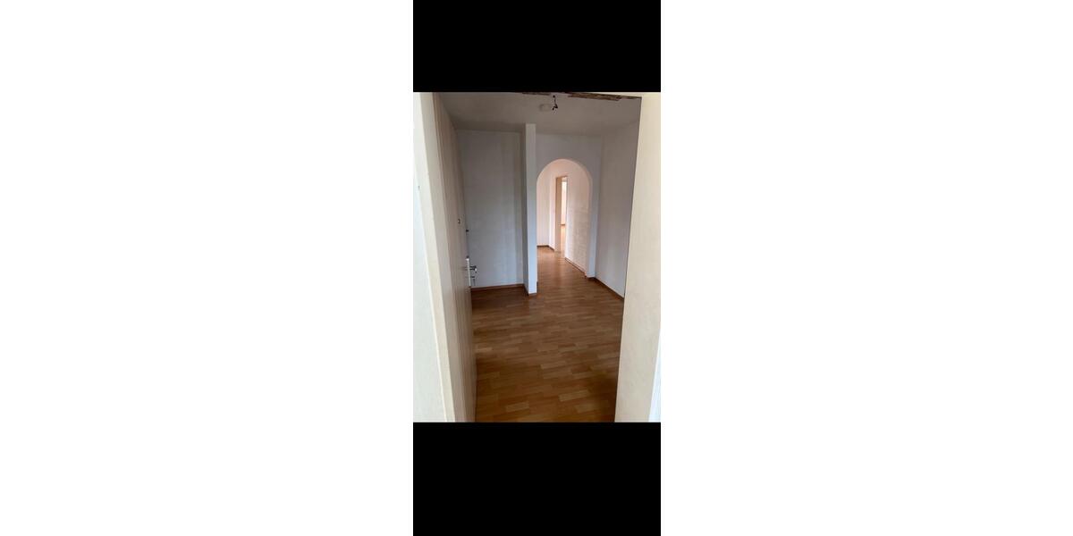 Dachgeschoßwohnung Dissen am Teutoburger Wald - 5 Zimmer, 90 m&sup2;, 950&euro; | Angebot:26251206