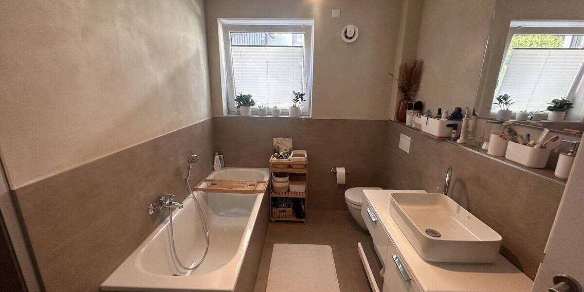 Etagenwohnung Osnabrück / Lüstringen Lüstringen - 3 Zimmer, 87 m&sup2;, 1.020&euro; | Angebot:26817139