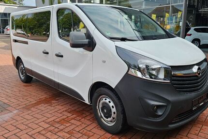Opel Vivaro 197.145 km 10.900 € Mettingen 49497