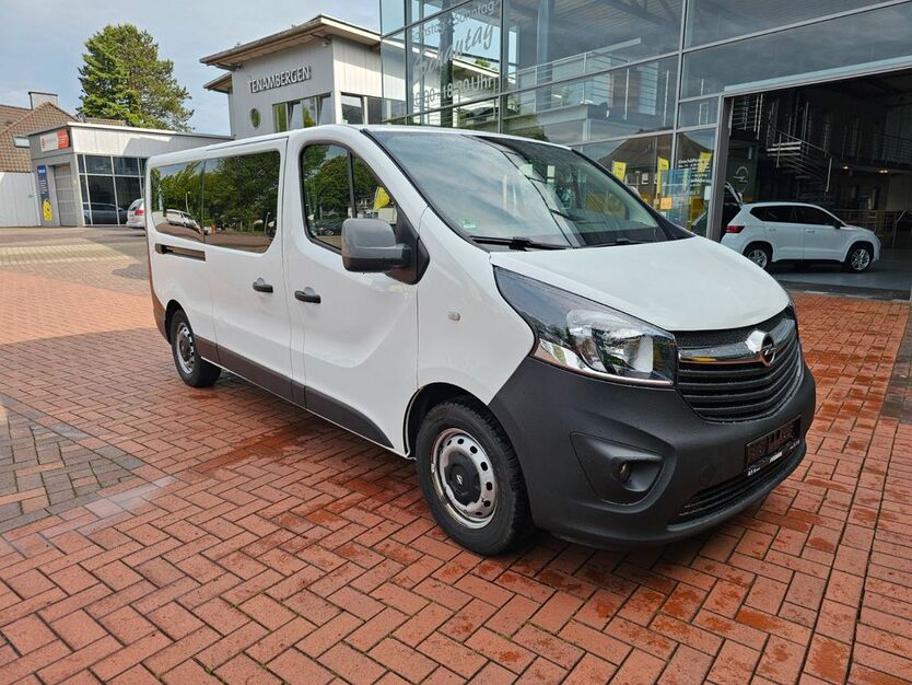 Opel Vivaro 197.145 km 10.900 € Mettingen 49497