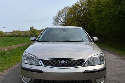 Ford Mondeo 101.005 km 4.699 &euro; Osnabrück 49088