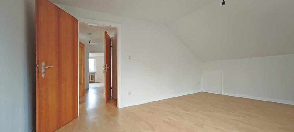 Dachgeschoßwohnung Westerkappeln - 3 Zimmer, 65 m&sup2;, 700&euro; | Angebot:24982523