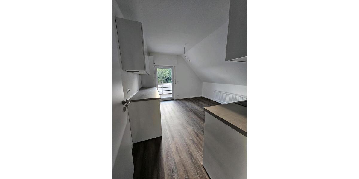 Etagenwohnung Osnabrück Gretesch - 2 Zimmer, 92 m&sup2;, 1.000&euro; | Angebot:25045252