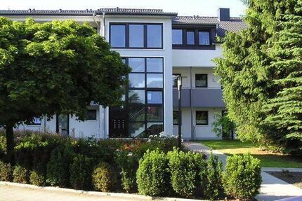 Sehr schöne 3-Zimmer-Wohnung mit Balkon!