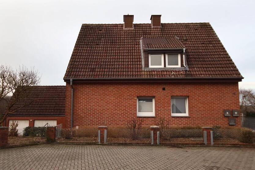 Zweifamilienhaus mit SouterrainWohnung