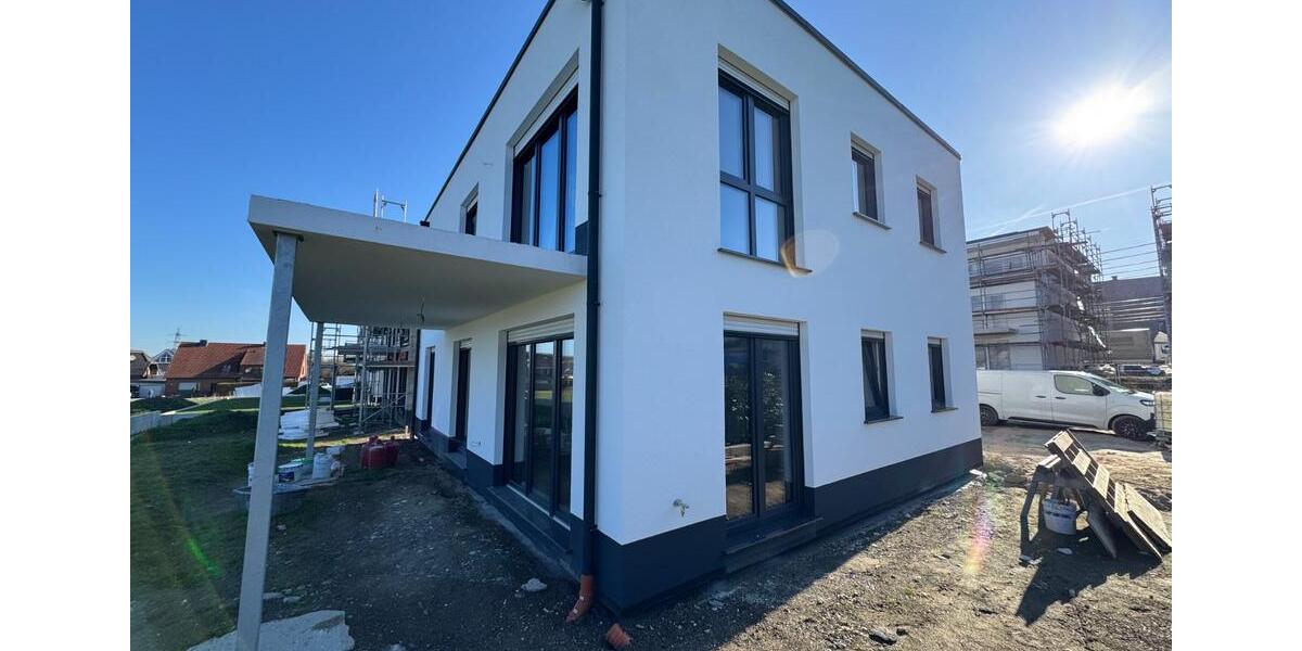 Erdgeschoßwohnung Osnabrück Gretesch - 4 Zimmer, 115 m&sup2;, 1.500&euro; | Angebot:25793273