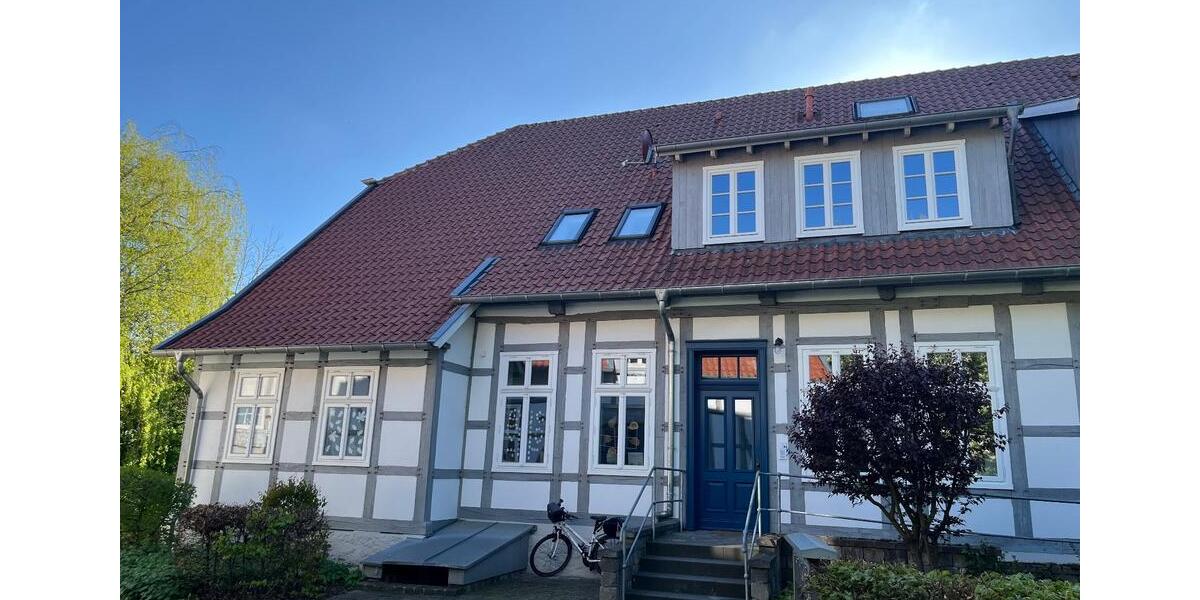Etagenwohnung Dissen am Teutoburger Wald - 4 Zimmer, 135 m&sup2;, 1.215&euro; | Angebot:26442199