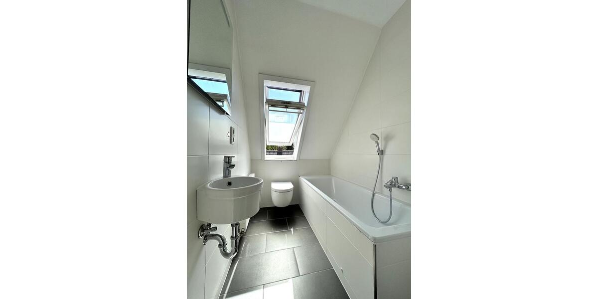 Dachgeschoßwohnung Melle - 4 Zimmer, 86 m&sup2;, 850&euro; | Angebot:26305230